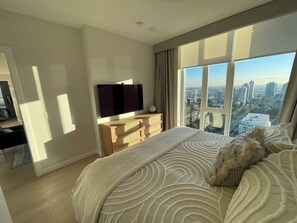2 quartos, ferros/tábuas de passar roupa, Wi-Fi, roupa de cama