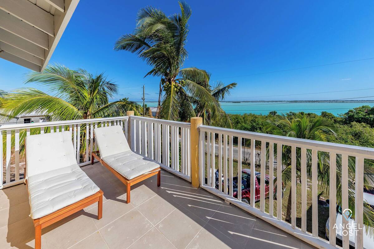 Apartment, 3 Bedrooms, Balcony, Ocean View | Pemandangan balkoni