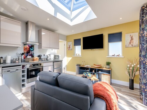 1 bedroom accommodation in Thurlton