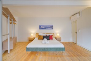 2 chambres, fer et planche à repasser, Wi-Fi gratuit, draps fournis