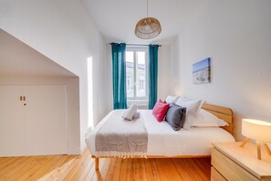 2 chambres, fer et planche à repasser, Wi-Fi gratuit, draps fournis
