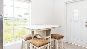 อพาร์ทเมนท์, 2 ห้องนอน | บริการอาหารในห้องพัก