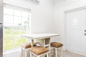 Apartment, 2 Bedrooms | In-room dining