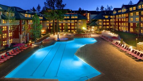 Marriotts Timber Lodge, 2BR/2BA Villa, Sleeps 8, Located at the Heavenly Gondola