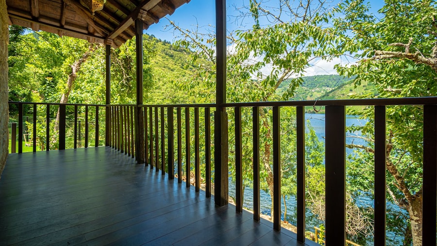 Casa Escondida Aveiga