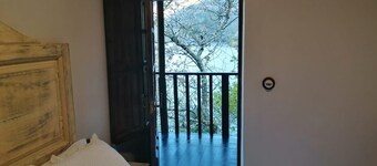 Casa Escondida Aveiga