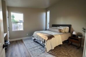 1 bedroom, WiFi, bed sheets - Charming cabin with full RV resort access incl, WiFi in welcoming South Weber (South Weber)