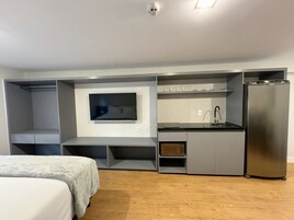 Suíte júnior | Cofres nos quartos, Wi-Fi de cortesia