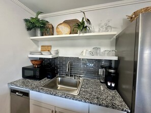 Fridge, microwave, oven, stovetop - Coastal Getaway: Oceanview Condo in Hilton Head (Hilton Head Island)