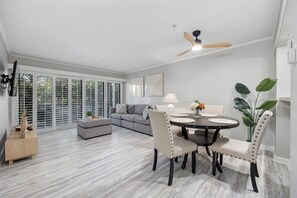 Dining - Family-Friendly 2BR Condo Near Beach & Barefoot Landing (Myrtle Beach)