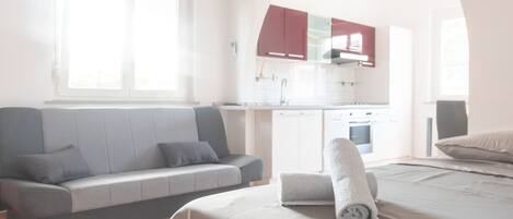 Bügeleisen/Bügelbrett, Internetzugang, Bettwäsche