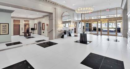 DC Airport Metroline Apartments