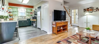 Walk to Adrian College: Family Home in Michigan