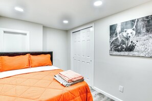 2 bedrooms, WiFi, bed sheets - 14 Mi to Central Park: Chic Mt Vernon Retreat (Mt Vernon)