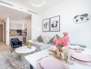 Interior - Discover Sobha Hartland's Downtown Oasis with Pool (Dubai)