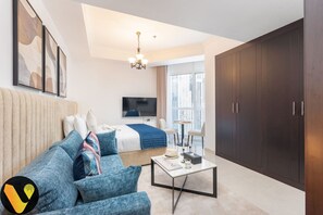 1 bedroom, desk, iron/ironing board, WiFi