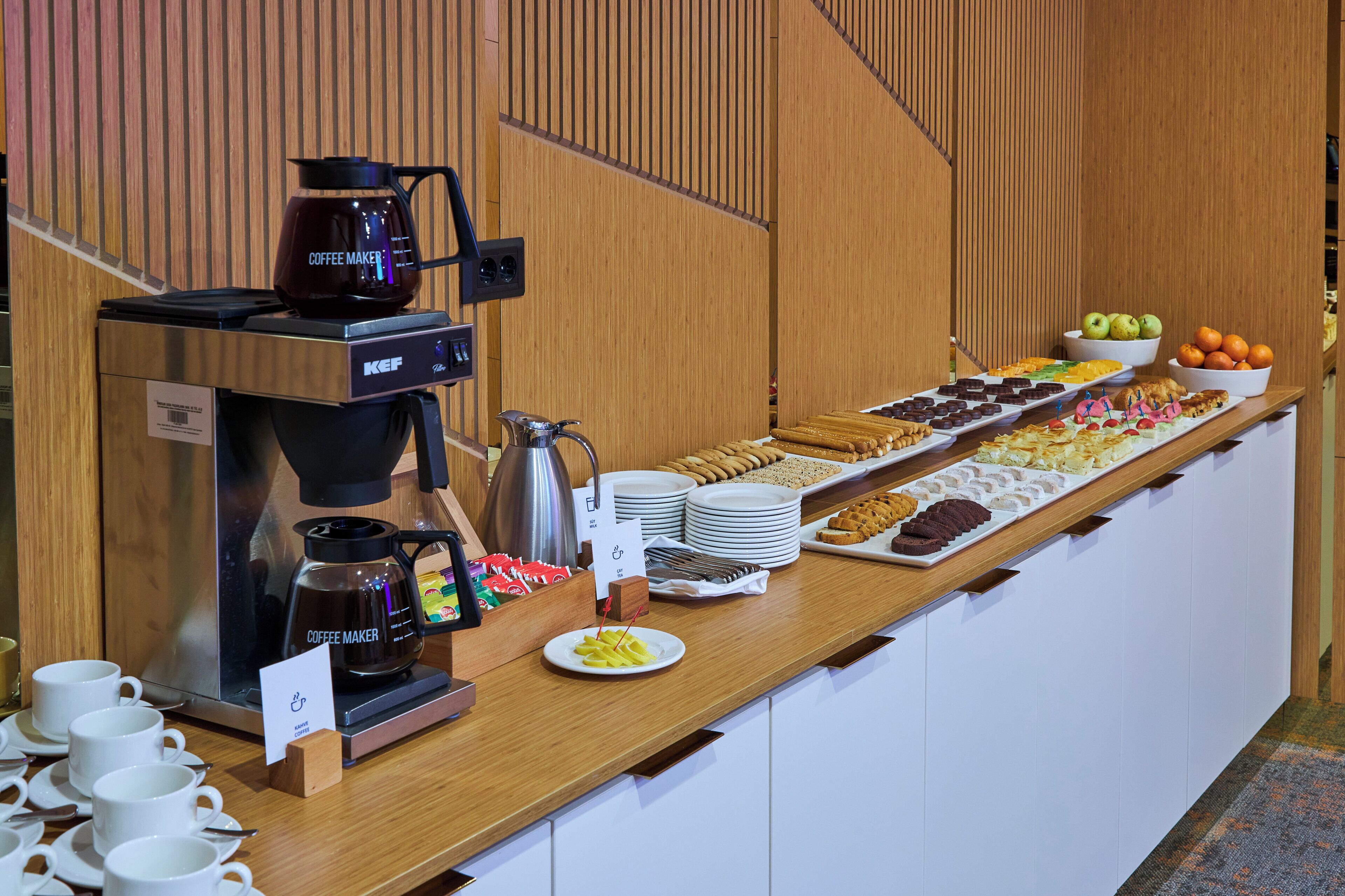 Foto - Holiday Inn Express Istanbul - Airport Arnavutköy