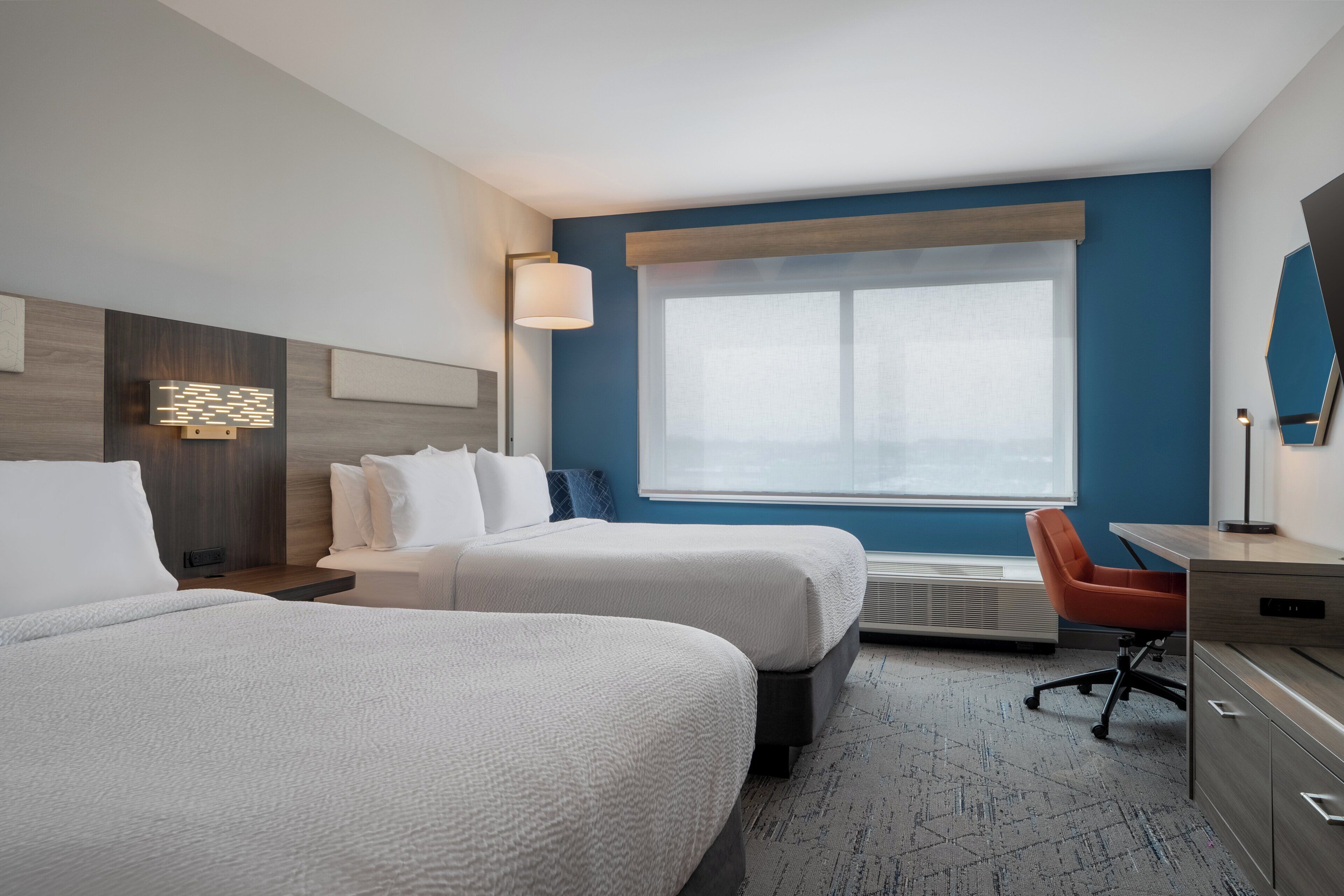 Minibar, in-room safe, blackout drapes, soundproofing