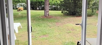 Chalet, with fenced garden of 200m2. Your dog is also welcome 