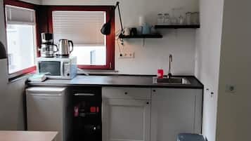 Microwave, oven, stovetop