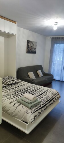 Beau studio 30 m2 á 7 km de Paris et 7,5 km de l'aéroport d'Orly 