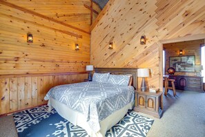 2 bedrooms, desk, internet, bed sheets