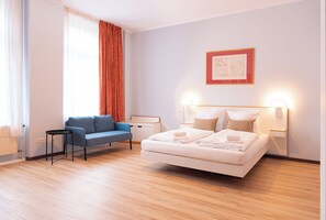 2 bedrooms, WiFi, bed sheets