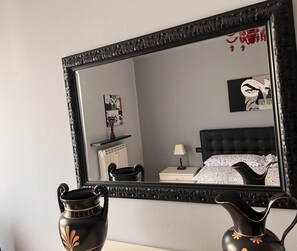 2 bedrooms, iron/ironing board, travel cot, WiFi