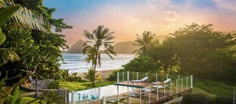 Bungalow M'Bay : View & Sea access