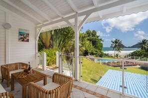 Outdoor dining - F4 M'Bay : Charm, Sea & Pool (Anse Charpentier)