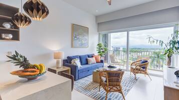 Apartemen Superior, balkon, pemandangan kota | Area keluarga | Smart TV