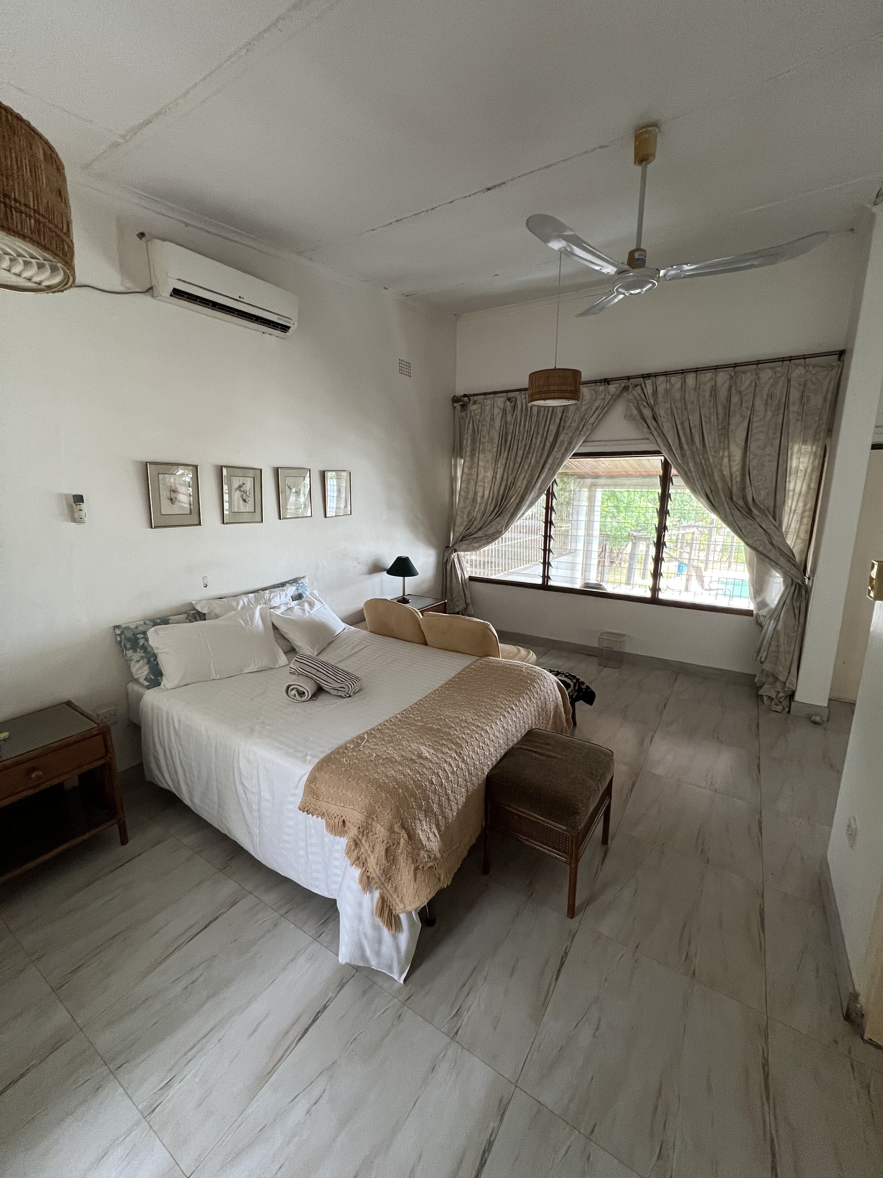 4 habitaciones y ropa de cama 