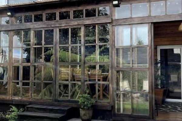 DĂ©tail de lâextĂ©rieur