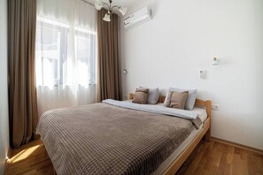 2 Schlafzimmer, Bügeleisen/Bügelbrett, Reisekinderbett, kostenloses WLAN