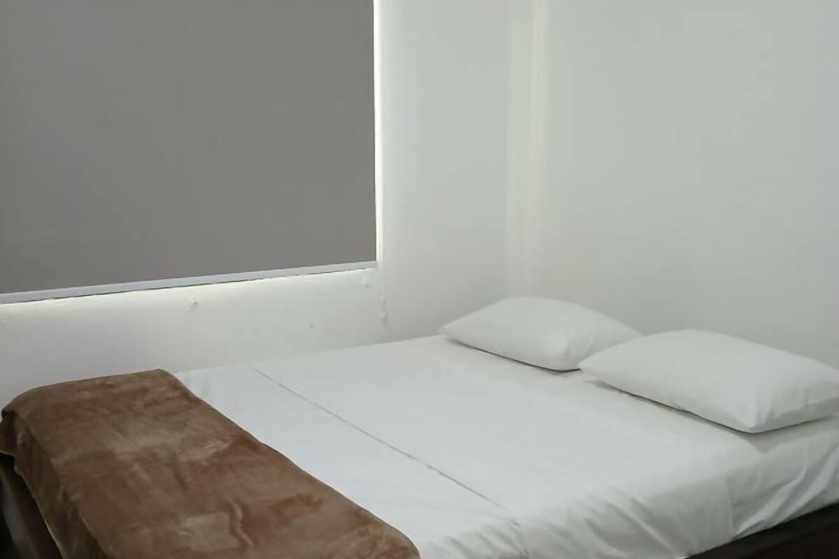 Roba de llit hipoal·lergògena, cortines opaques i wifi gratuïta