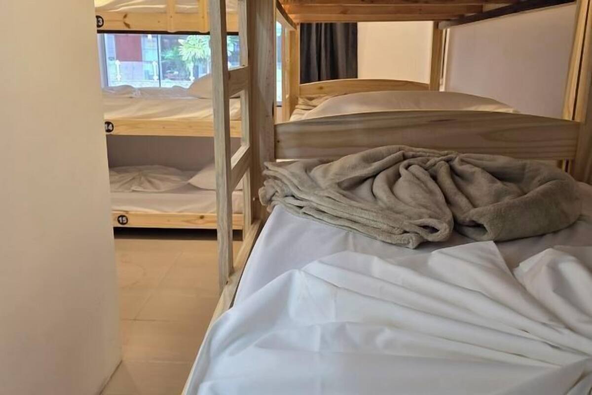 Hypo-allergenic bedding, blackout curtains, free WiFi, bed sheets