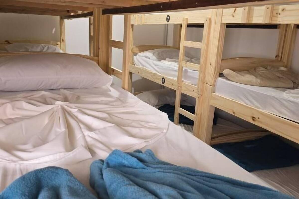 Hypo-allergenic bedding, blackout curtains, free WiFi, bed sheets
