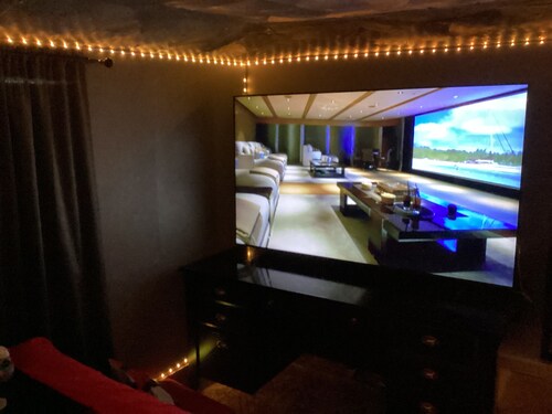 Colwins #3 Family/Group w/Movie Room Sleeps 8