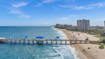 Sun loungers, beach towels