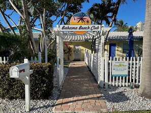 Exterior detail - Bahama Beach Club Pompano Unit #3 - Abaco (Pompano Beach)