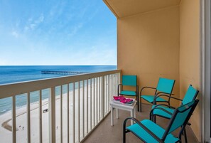 Property grounds - Beachfront 1007 West!  Enjoy Free Beach Service and Activities! (Panama City)