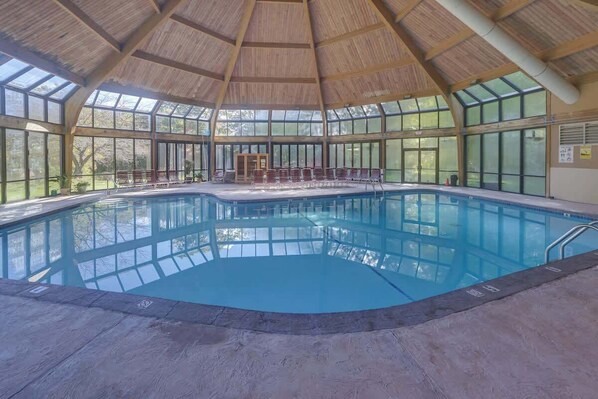 Piscine couverte