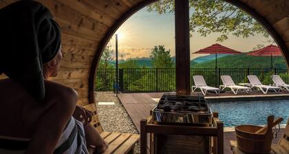 Luxury Retreat | 5 mins to slopes, Dome, Spa & Breathtaking Views, Sleeps20