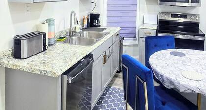 New & Modern Home - Just a 5-Minute Walk to the Falls!"