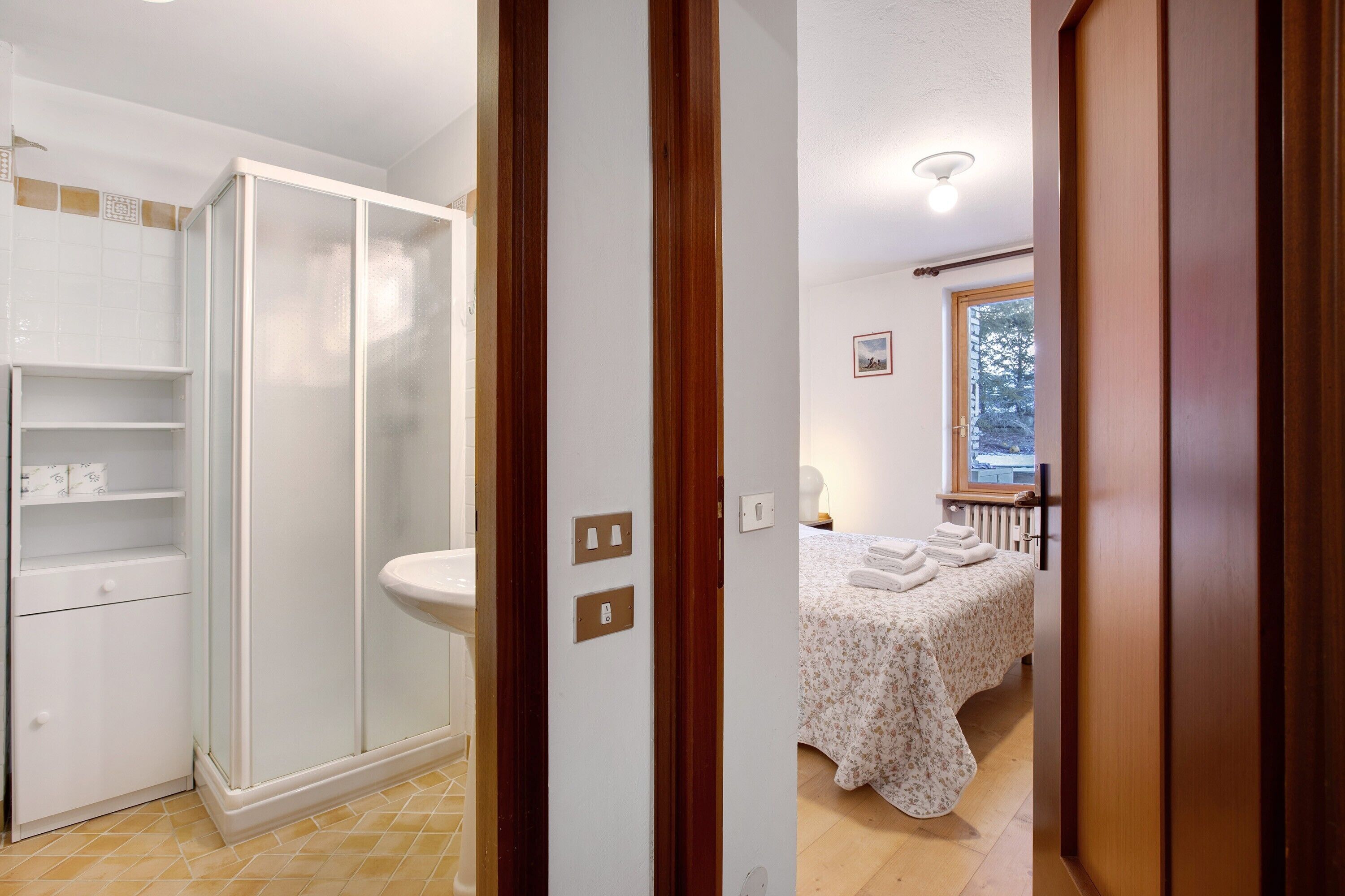 1 Schlafzimmer, Bügeleisen/Bügelbrett, kostenloses WLAN, Bettwäsche