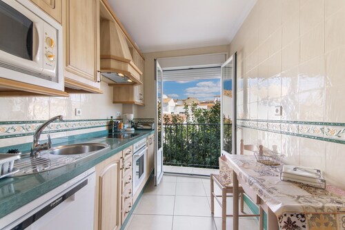 Apartment 'Pepita Feria' with Balcony, Wi-Fi and Air Conditioning