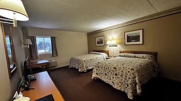 Standard Double Room | Desk, iron/ironing board, free WiFi