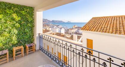 Holiday Home 'Mimar Altea Remedi' with Sea View, Wi-Fi and Air Conditioning