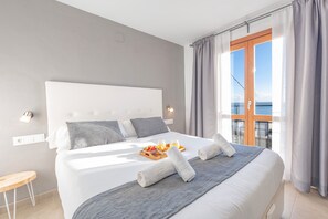 3 dormitorios, tabla de planchar con plancha, wifi gratis y ropa de cama