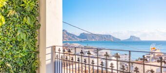 Holiday Home 'Mimar Altea Remedi' with Sea View, Wi-Fi and Air Conditioning